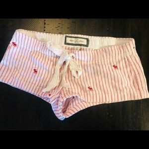 ❤️Abercrombie PJ flannel shorts Red❤️